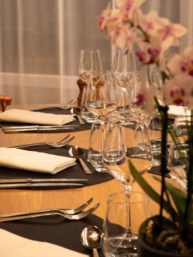 Logis Hotels Le Saint Pierre Moncoutant Kültér fotó